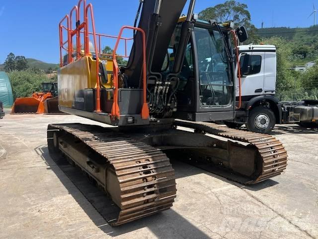 Volvo EC 200 E Pelle sur chenilles