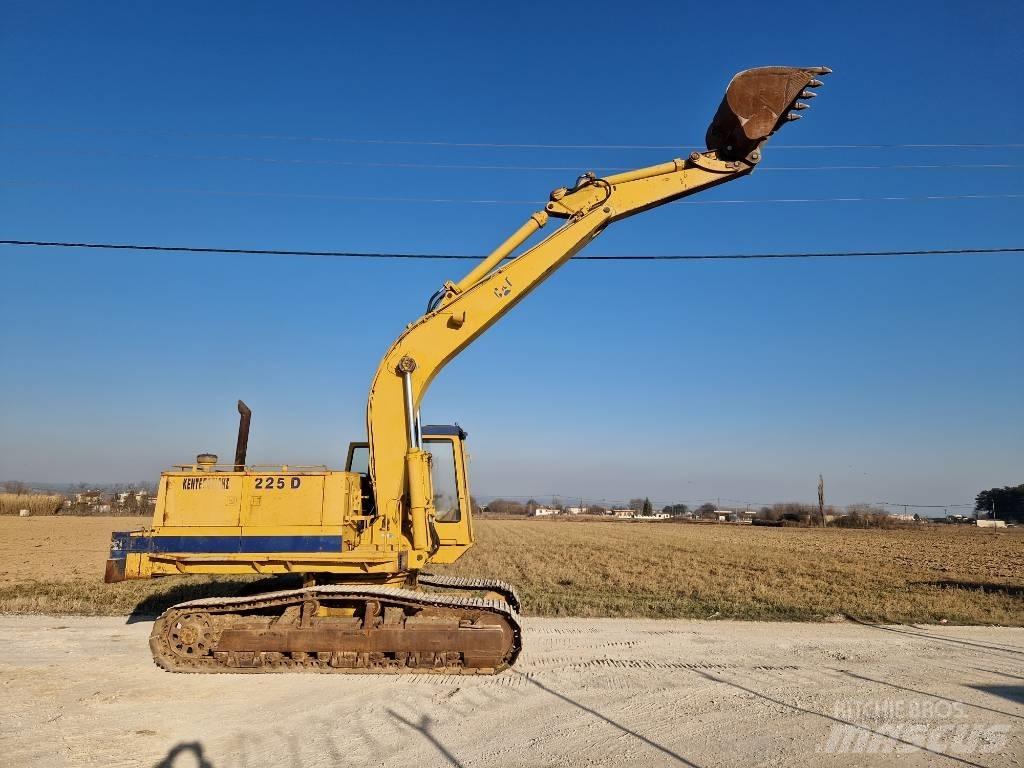 CAT 225 D LC Pelle sur chenilles
