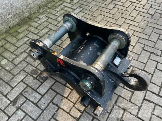 Hitachi ZX 330 LC H Attache rapide pour godet