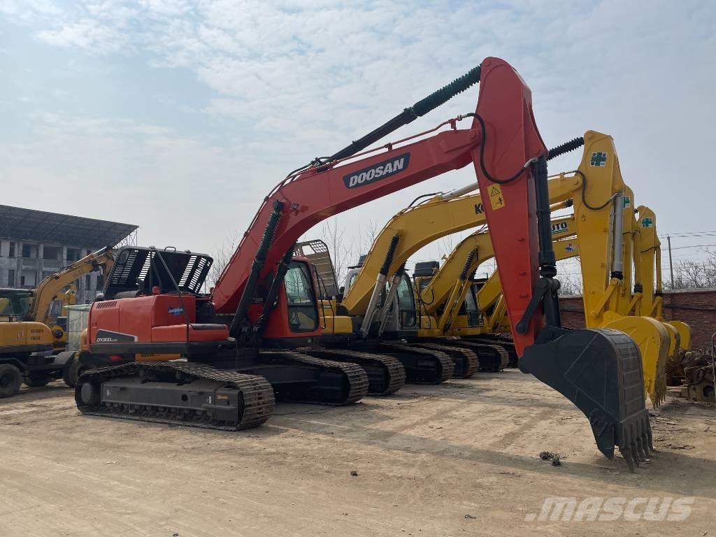 Doosan DX 300 Pelle sur chenilles