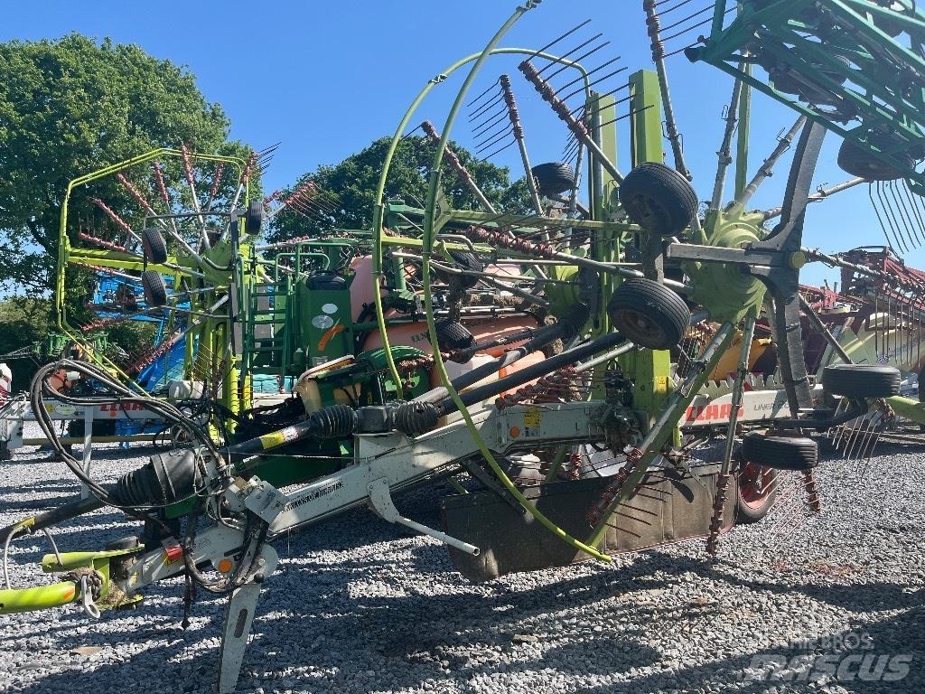 CLAAS Liner 2800 Rateau faneur