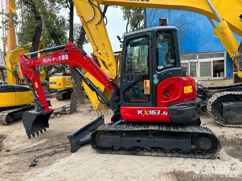 Kubota 163 Pelle sur chenilles