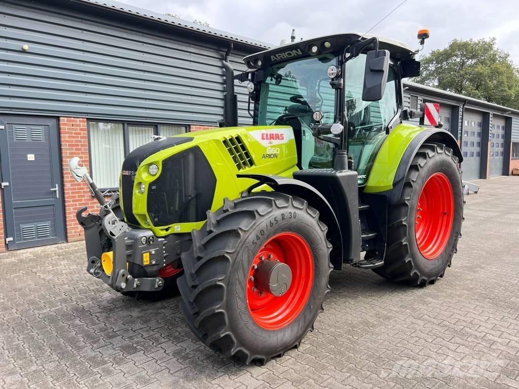 CLAAS Arion 660 Tracteur