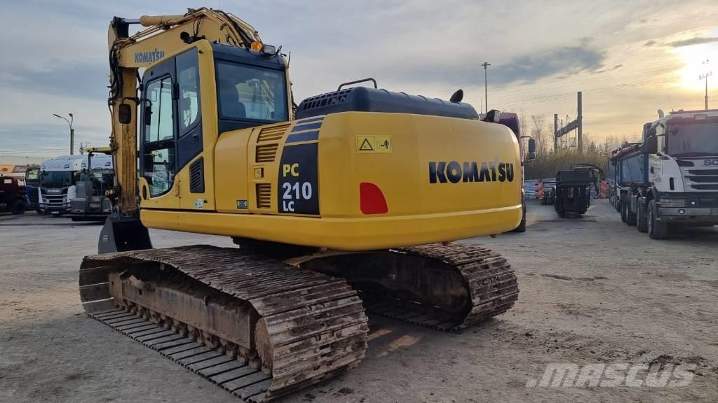 Komatsu PC 210 LC Pelle sur chenilles
