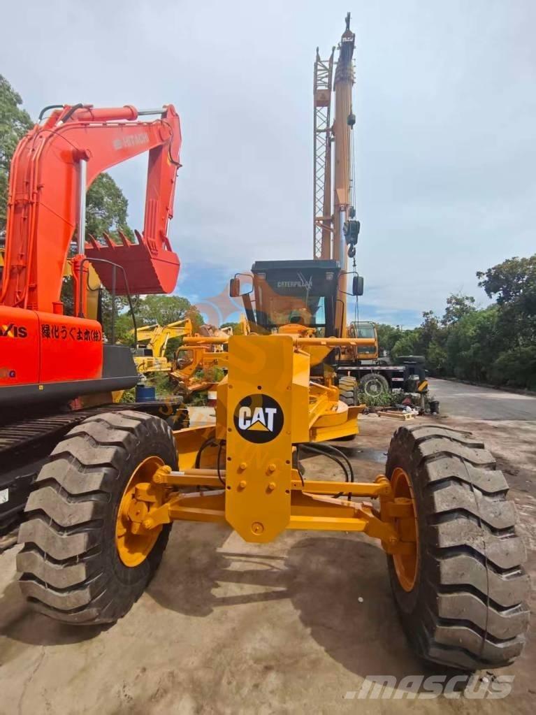 CAT 140 H Niveleuse