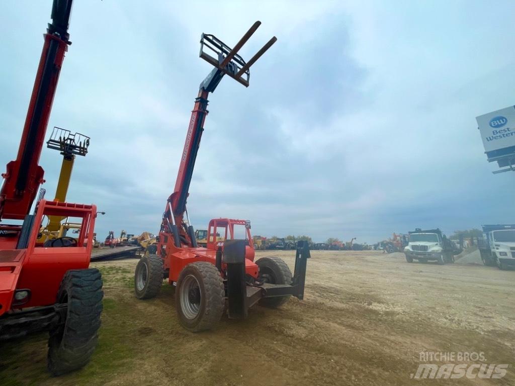 JLG 10042 Chariot télescopique