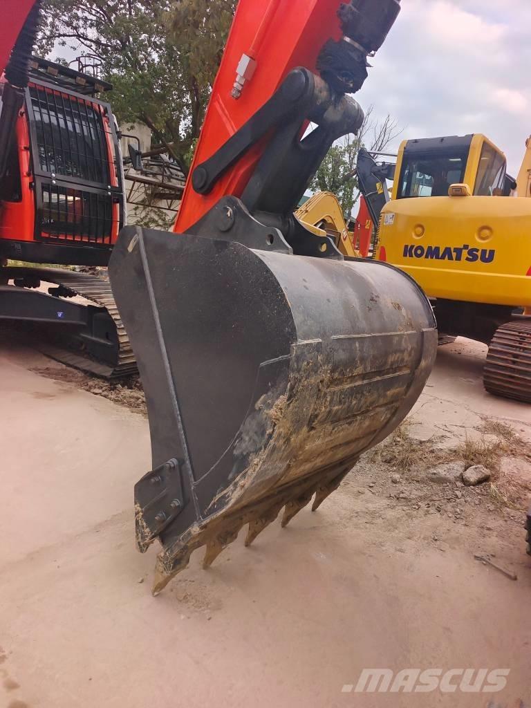 Doosan DX 225 LCA Pelle sur chenilles