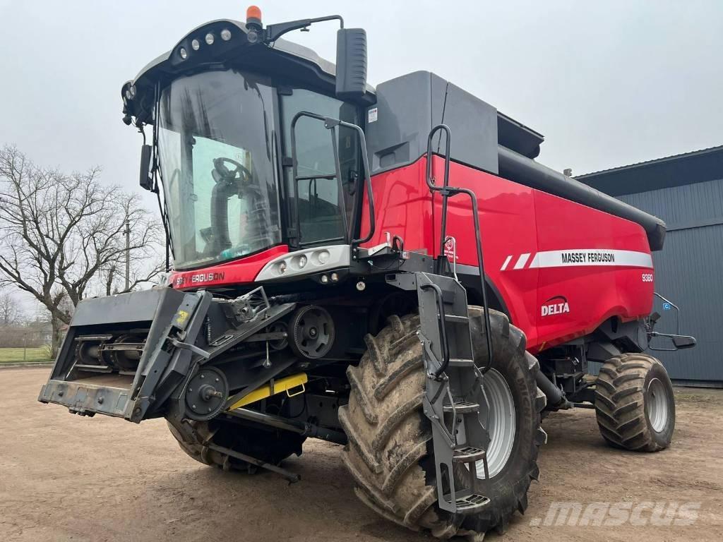 Massey Ferguson 9380 Moissonneuse batteuse