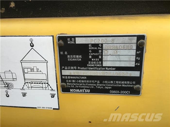 Komatsu PC 200-8 Pelle sur chenilles