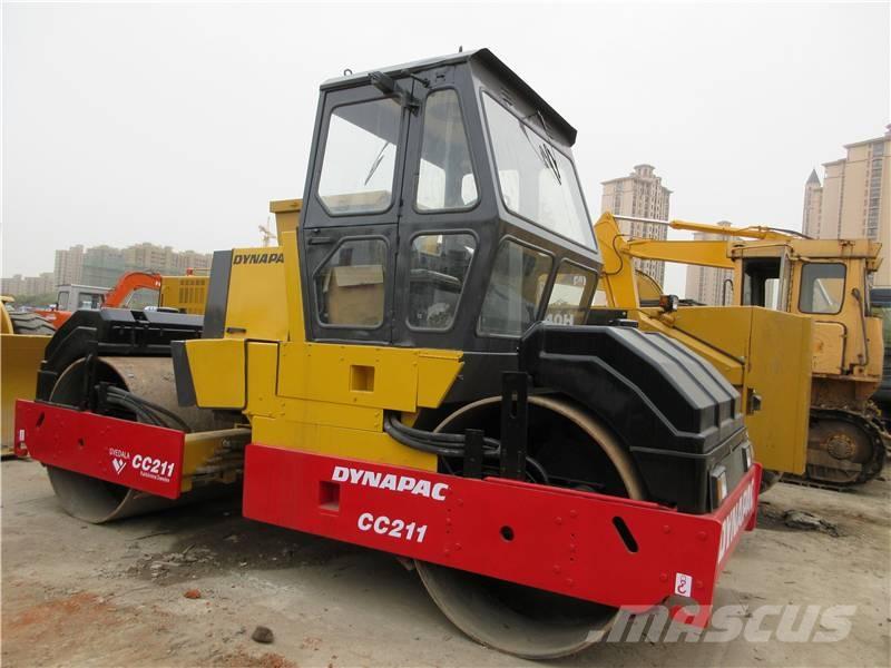Dynapac CC 211 Rouleaux tandem