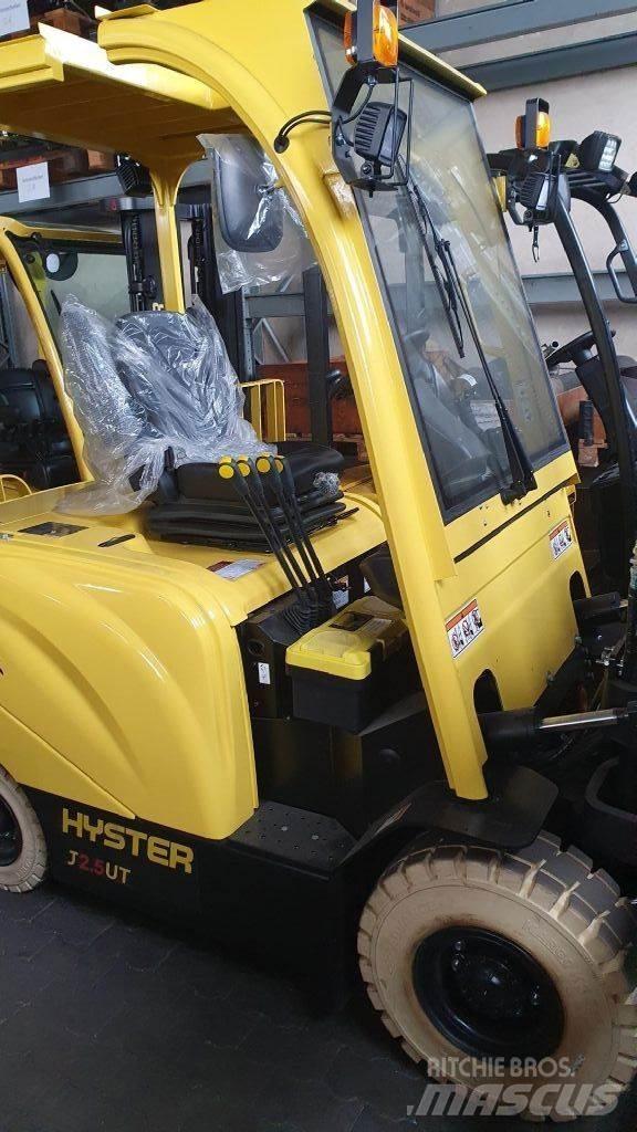 Hyster J2.5UT Chariots élévateurs électriques
