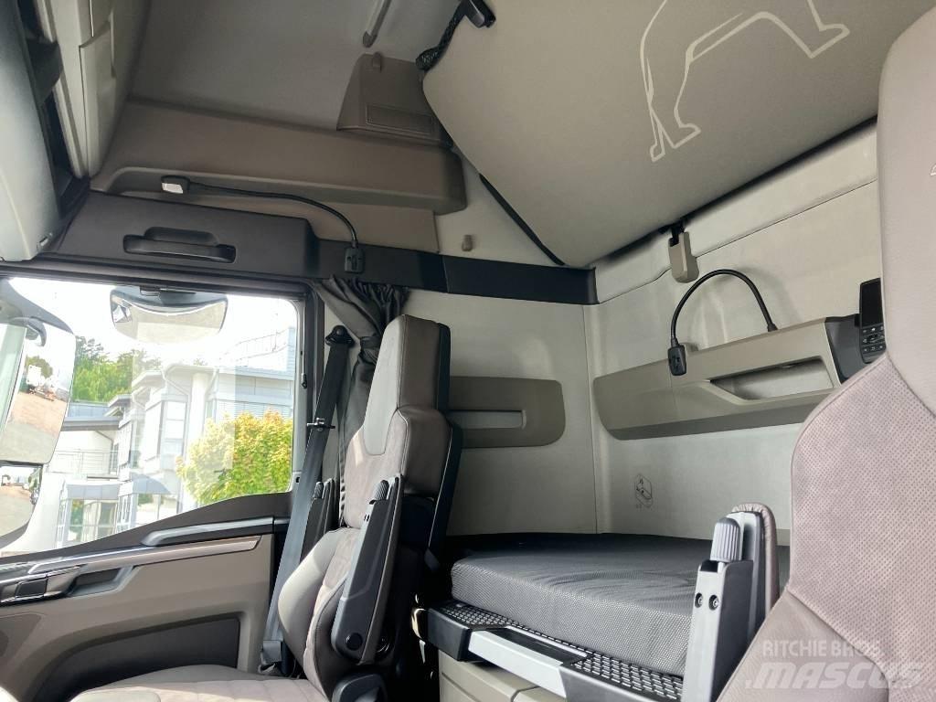 MAN TGX 26.510 Camion Fourgon