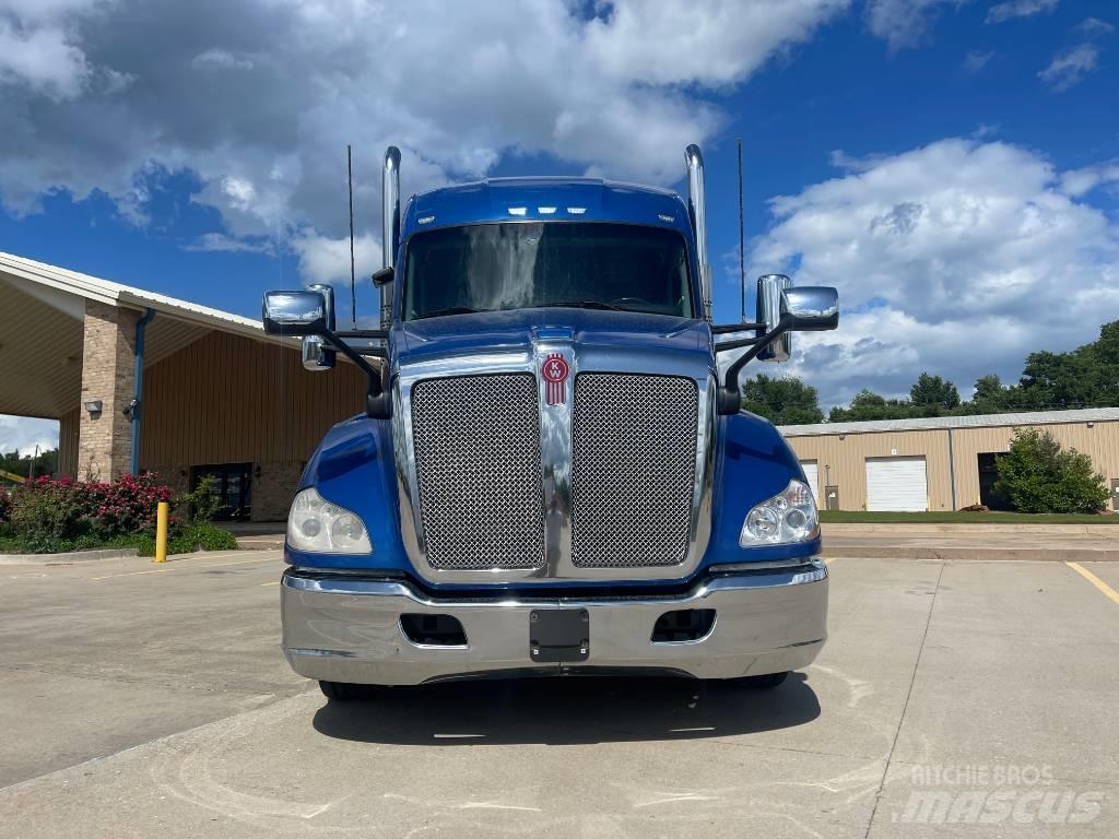 Kenworth T 680 Tracteur routier
