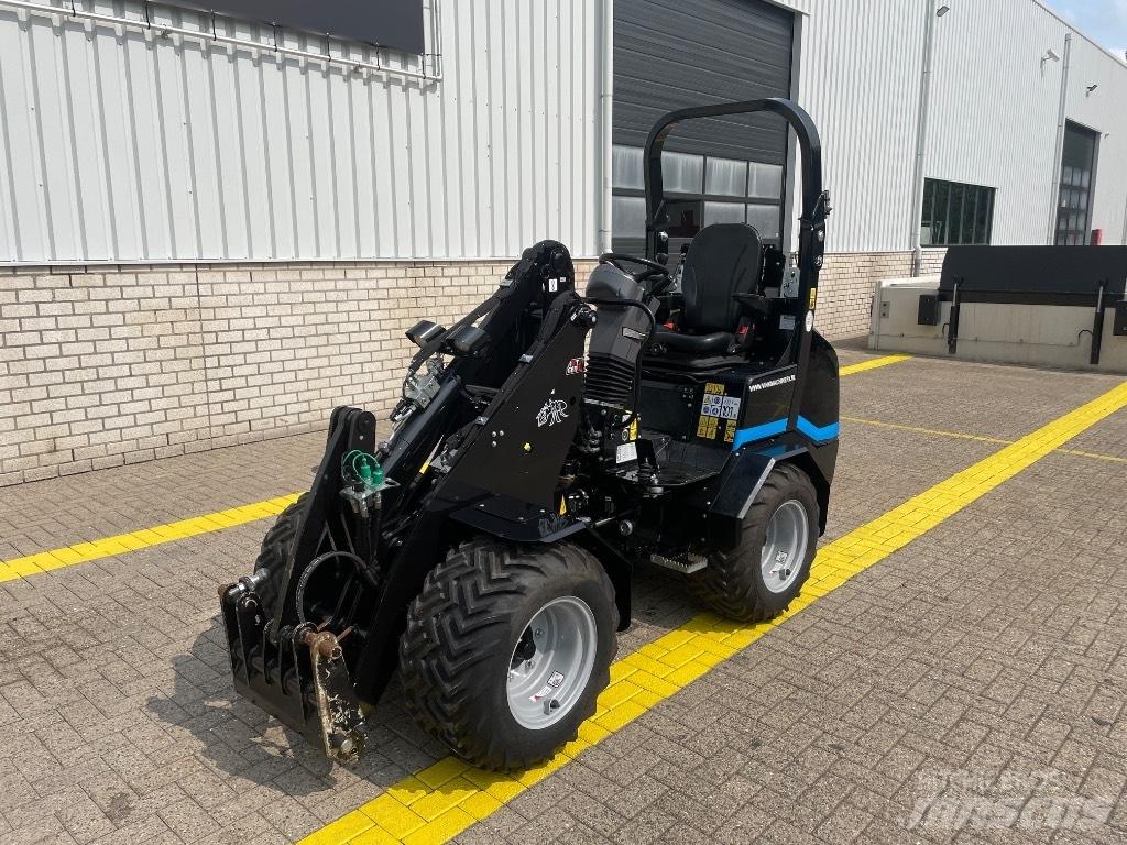 GiANT G 2200 E Chargeuse sur pneus