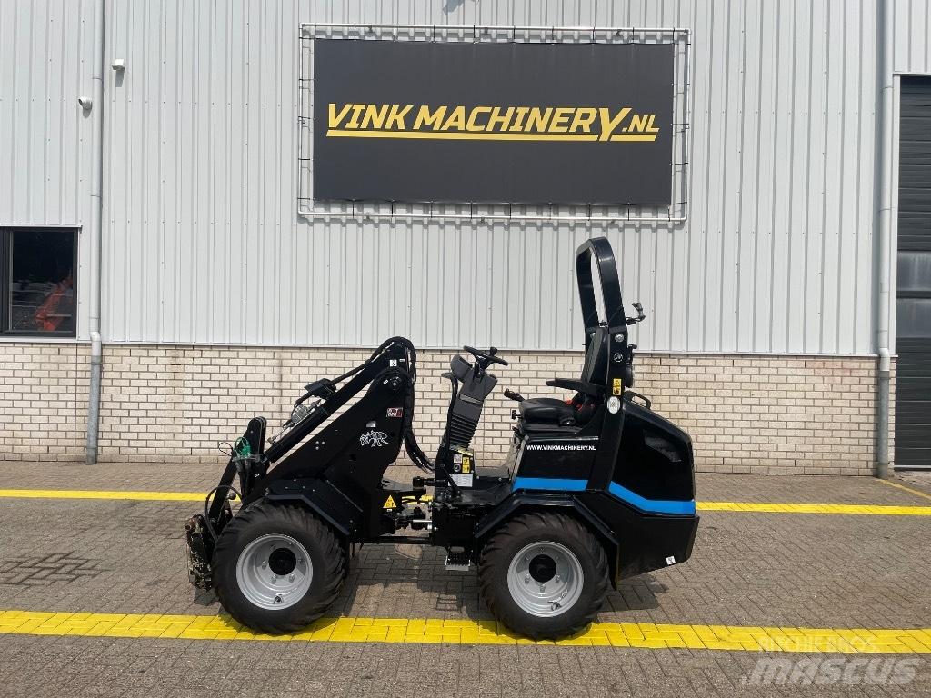 GiANT G 2200 E Chargeuse sur pneus
