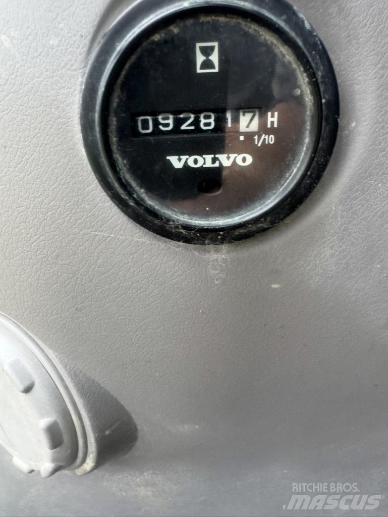 Volvo ECR235DL Pelle sur chenilles