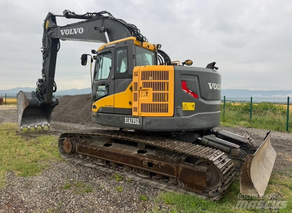 Volvo ECR235DL Pelle sur chenilles