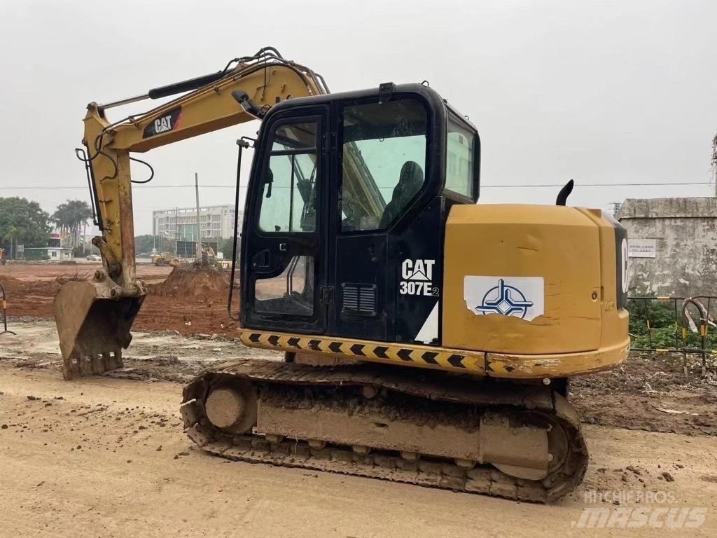 CAT 307 E2 Pelle sur chenilles