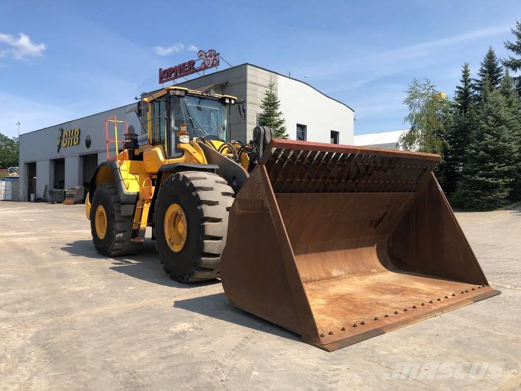 Volvo L220H Chargeuse sur pneus