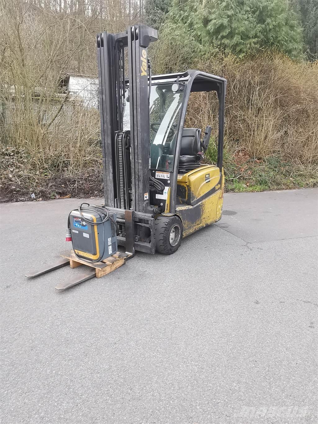 Yale ERP20VT MWB Chariots élévateurs électriques