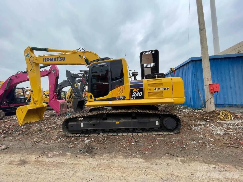 Komatsu PC 240 Pelle sur chenilles