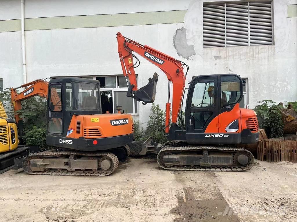 Doosan DX 60-9 C Pelle sur chenilles