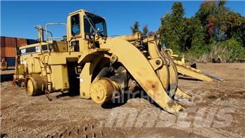 CAT 988 F II Chargeuse sur pneus