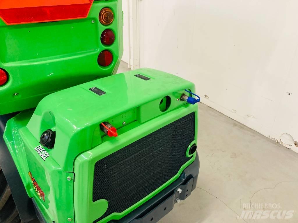 Avant 528 Mini chargeuse