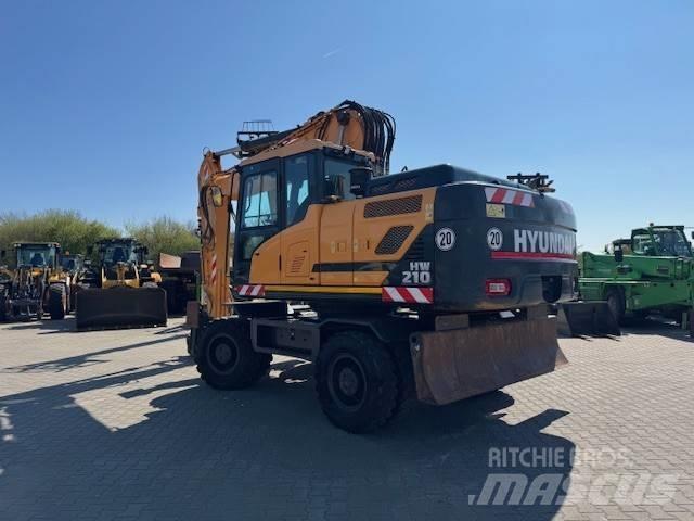 Hyundai HW 210 Pelle sur pneus