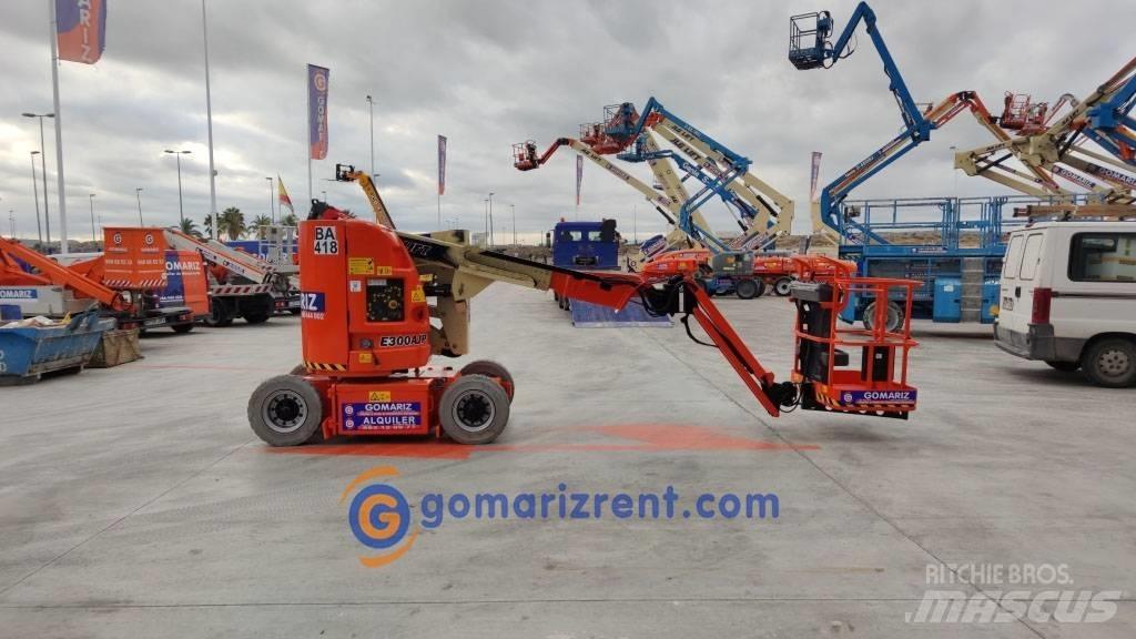 JLG E 300 AJP Nacelles articulées