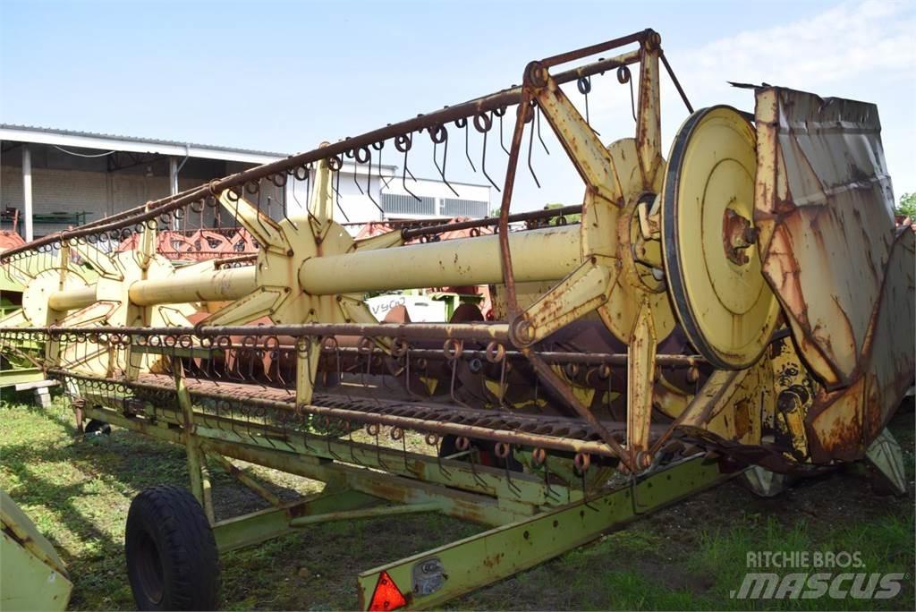 New Holland TF 42 Moissonneuse batteuse
