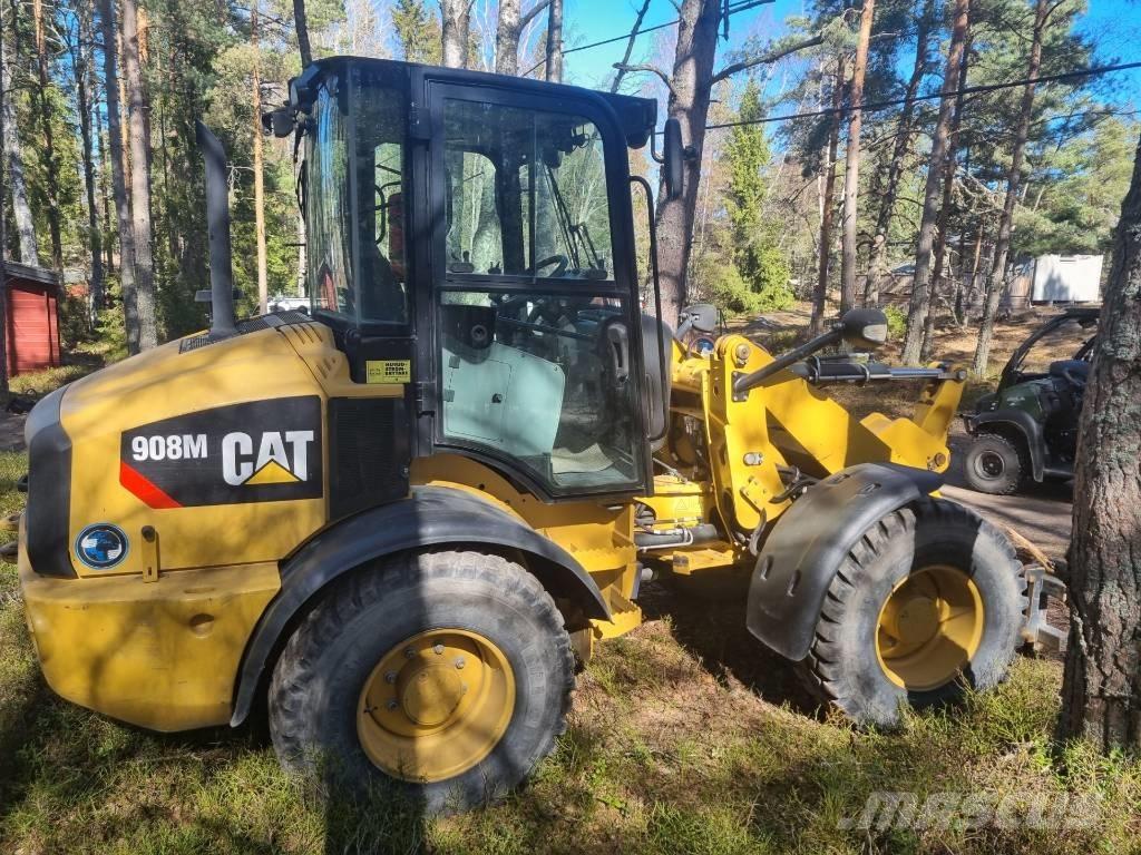 CAT 908 M - 2015 Chargeuse sur pneus