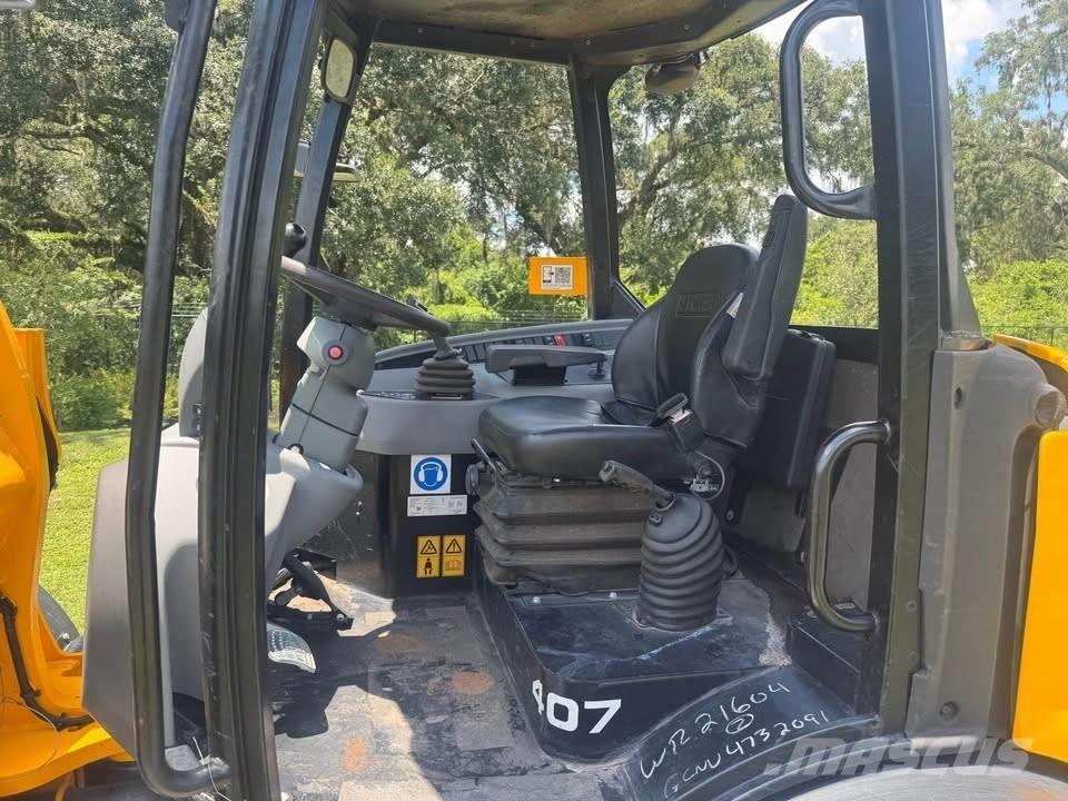JCB 407 Chargeuse sur pneus