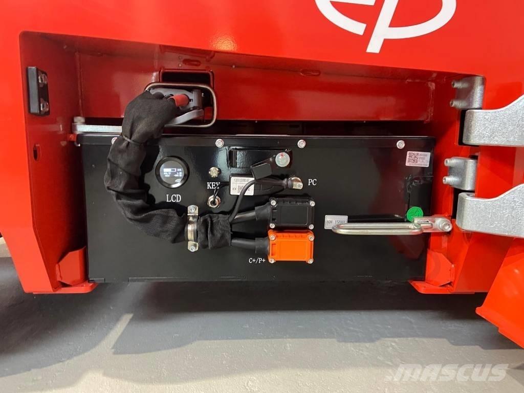 EP Equipment EFL252X Chariots élévateurs électriques