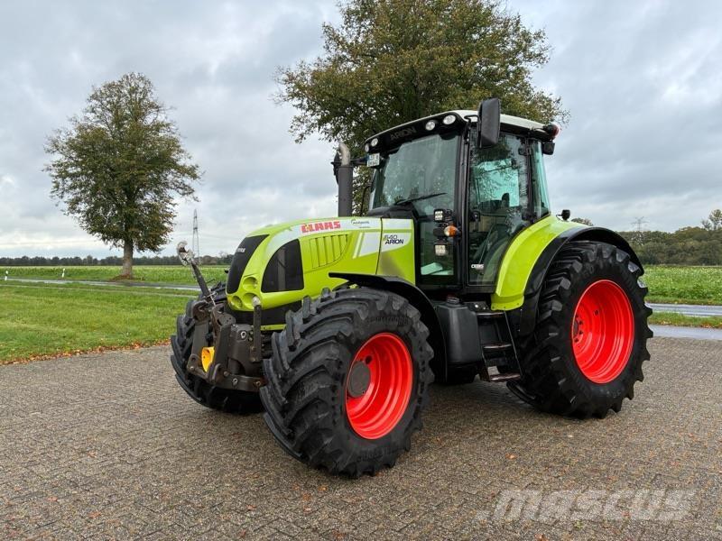 CLAAS Arion 640 Tracteur