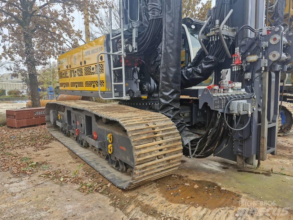 Bauer / RTG RG25-SC Pelle enfonce-pieux