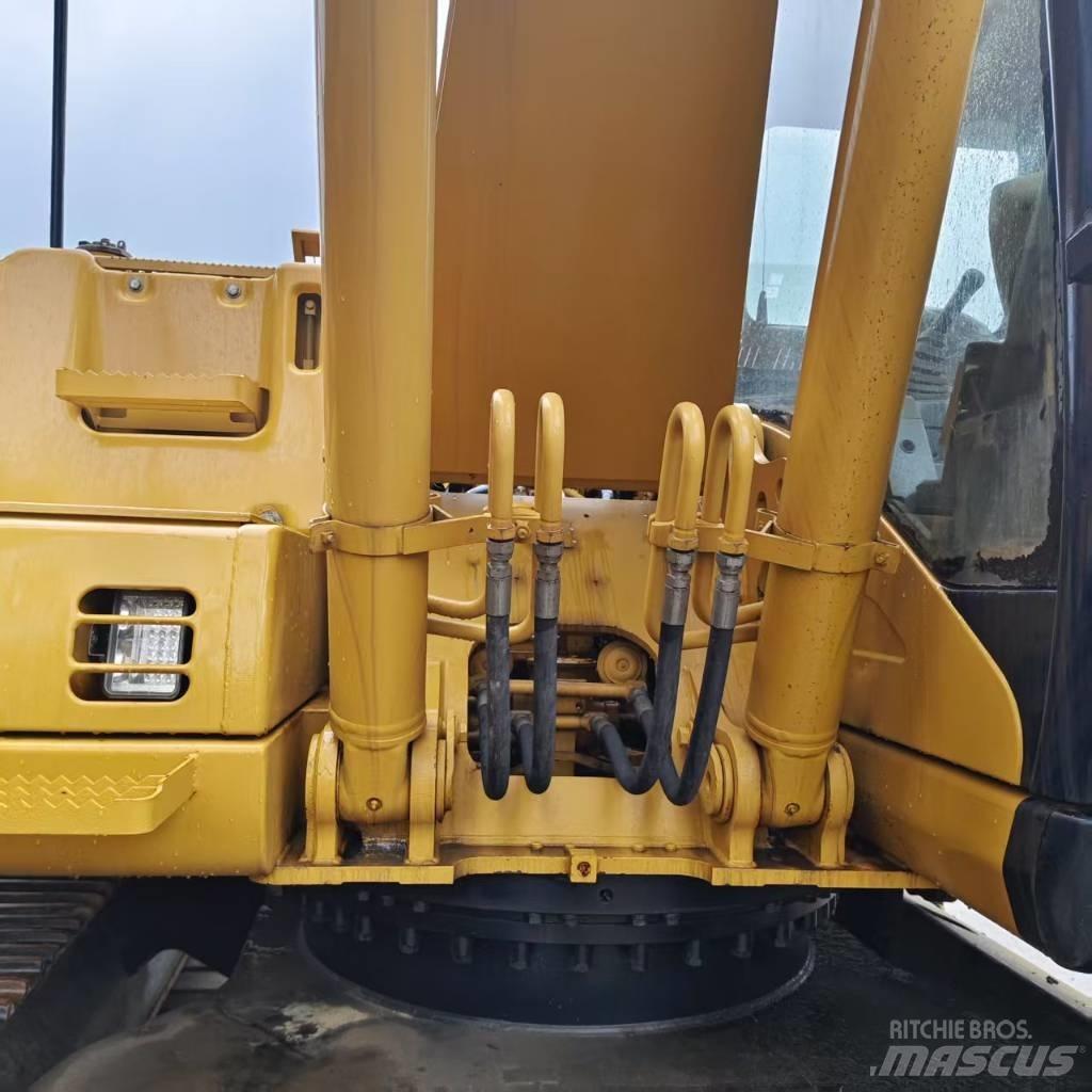 CAT 320 C L Pelle sur chenilles
