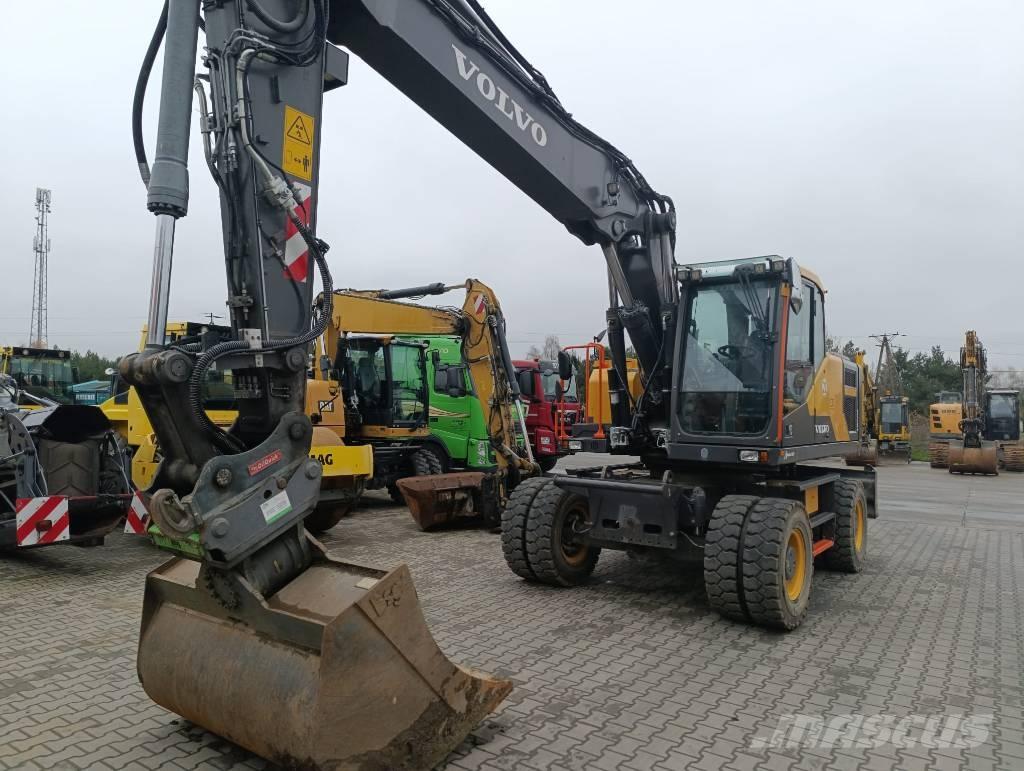 Volvo EW 220 E Pelle sur pneus