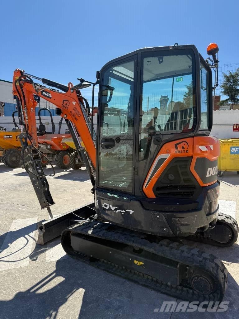 Doosan DX 27 Z Mini pelle < 7t