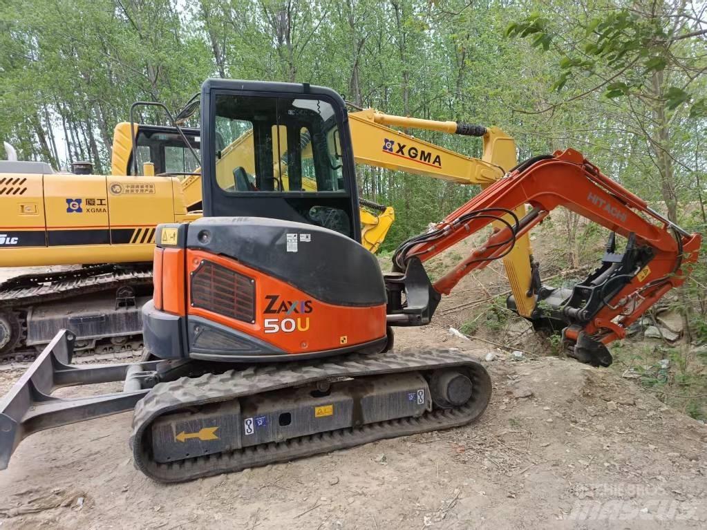 Hitachi ZX50U Mini pelle < 7t