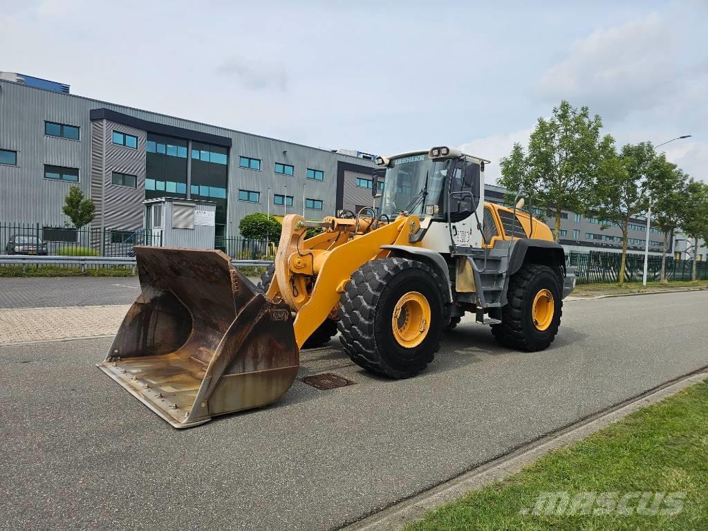 Liebherr L 580 Chargeuse sur pneus