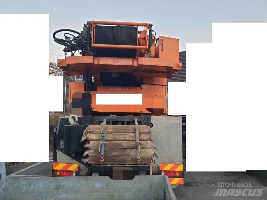 Demag AC 200 Grues tout terrain