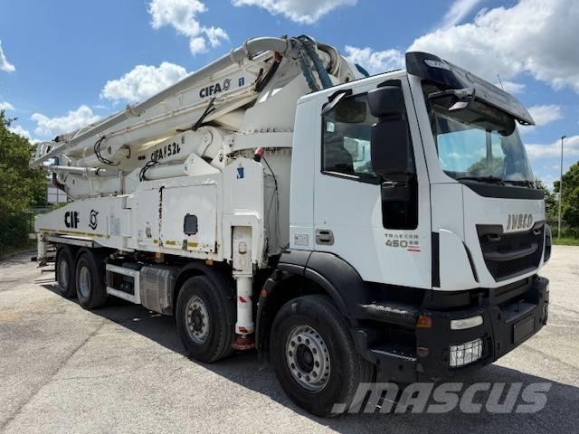 Iveco Trakker 450 Autre camion
