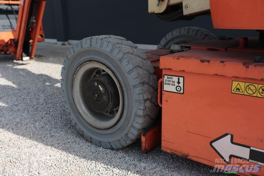 JLG E300AJP Nacelles articulées