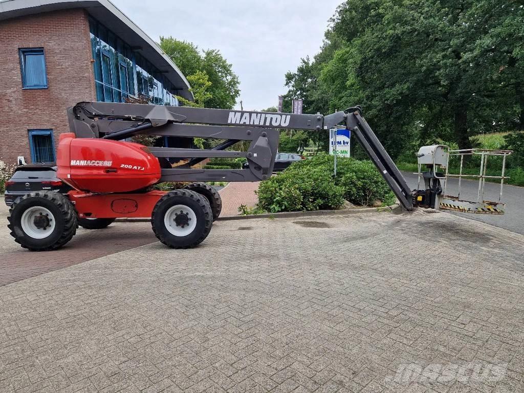 Manitou 200 ATJ Nacelles articulées
