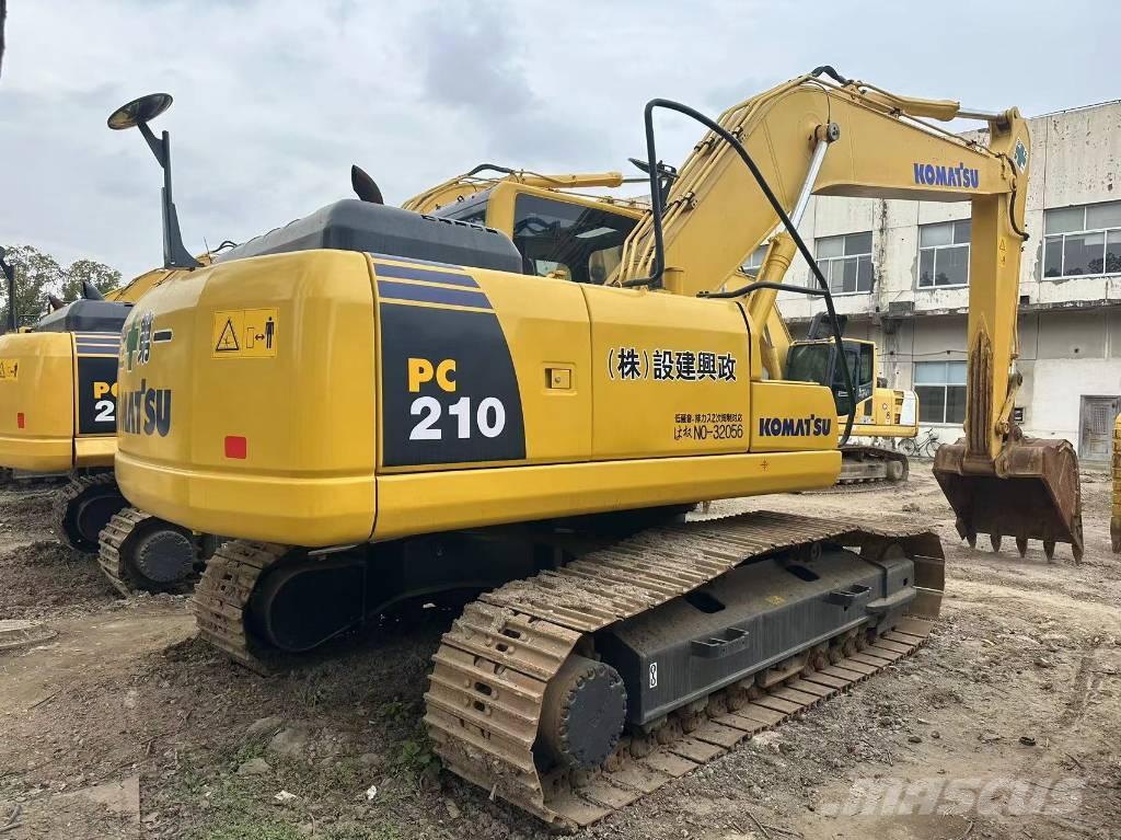 Komatsu PC 210 LC Pelle sur chenilles