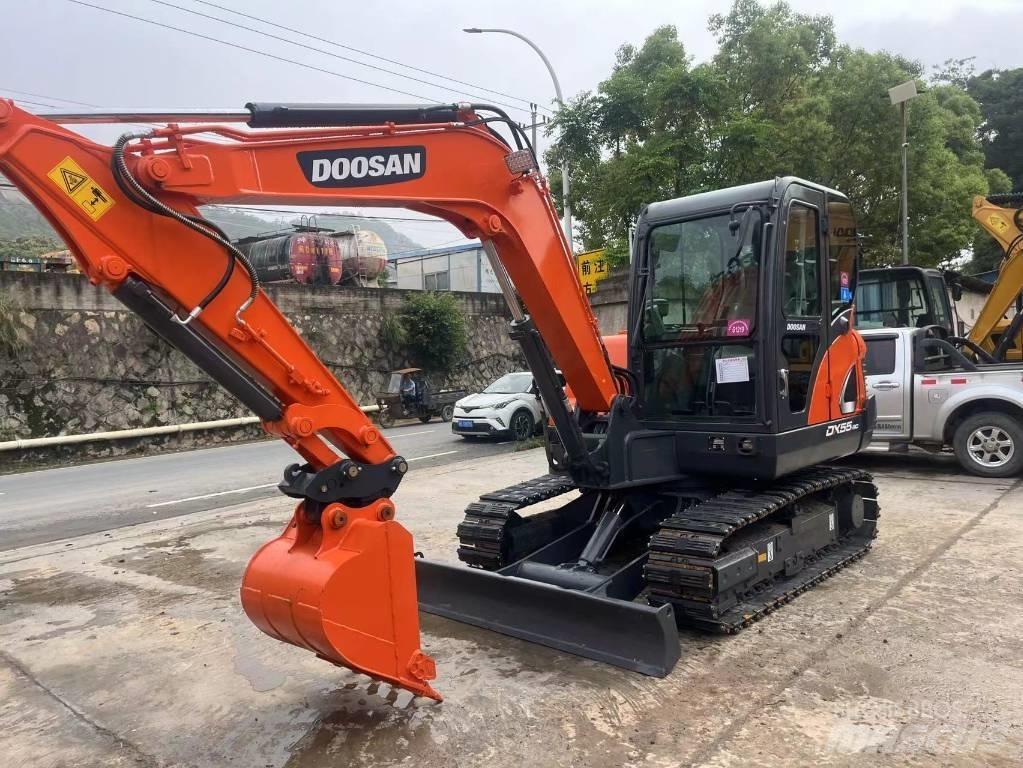 Doosan DX55-9C Mini pelle < 7t