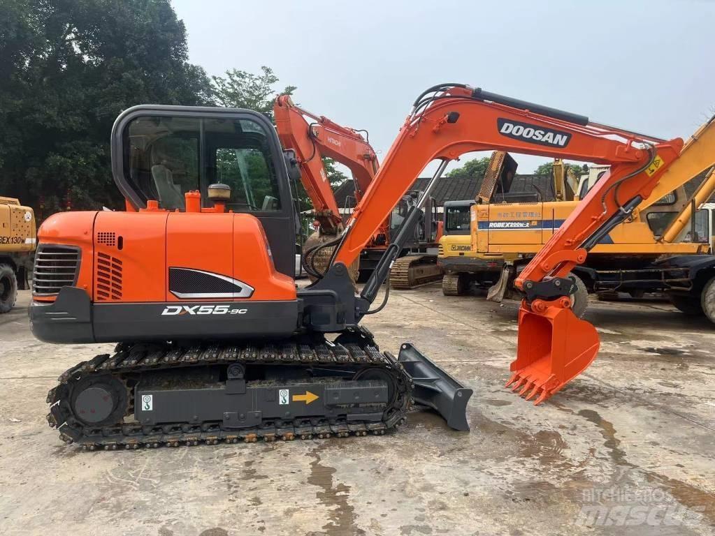 Doosan DX55-9C Mini pelle < 7t