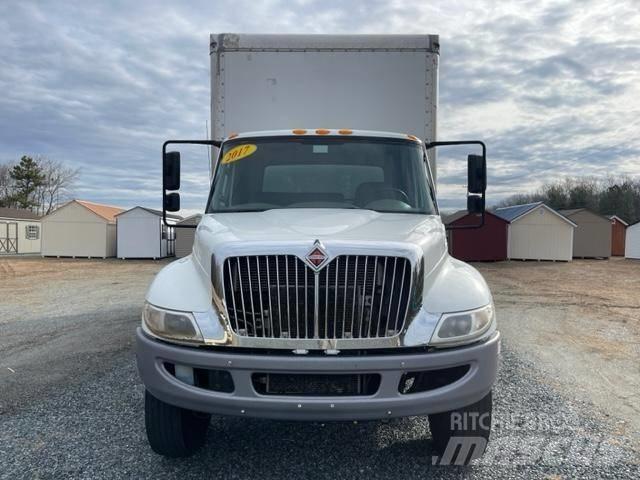 International 4300 Camion Fourgon