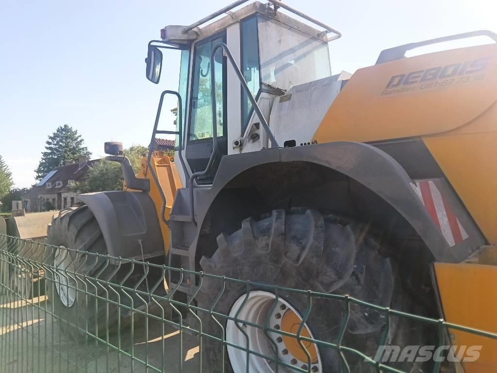 Liebherr L 544 Chargeuse sur pneus